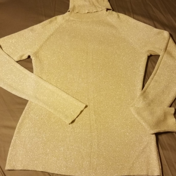 Cach'e Gold sweater - Picture 2 of 4